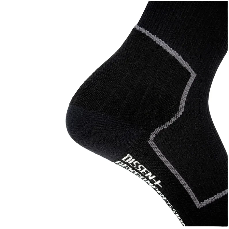 DISSENT GFX Compression Hybrid DLX-Wool socks - Unisex - Black - Image 3